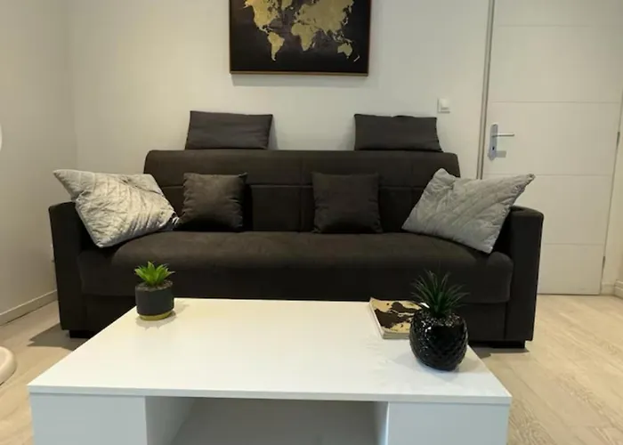 ● Le Bigourdan ● Sanctuaires - Calme - Wifi - Park Appartement Lourdes